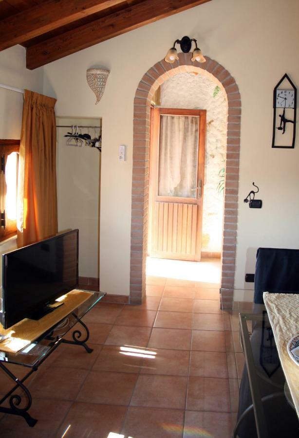 L'Isola Felice Apartment มอนเซร์ราโต ภายนอก รูปภาพ